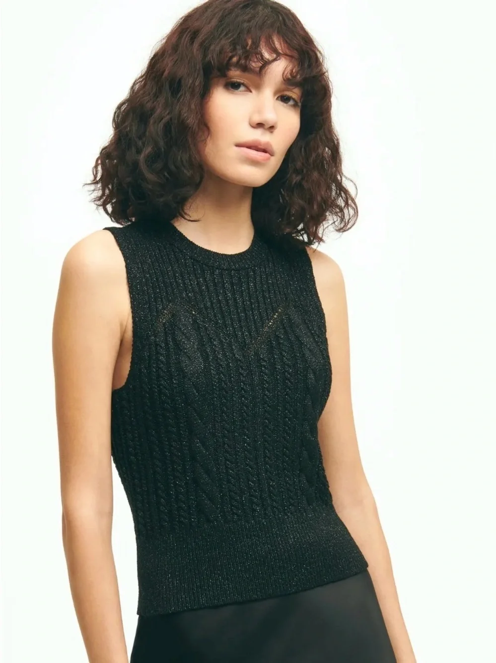 Brooks Brothers  Cable Knit Cropped Sleeveless Sweater Sz Medium
